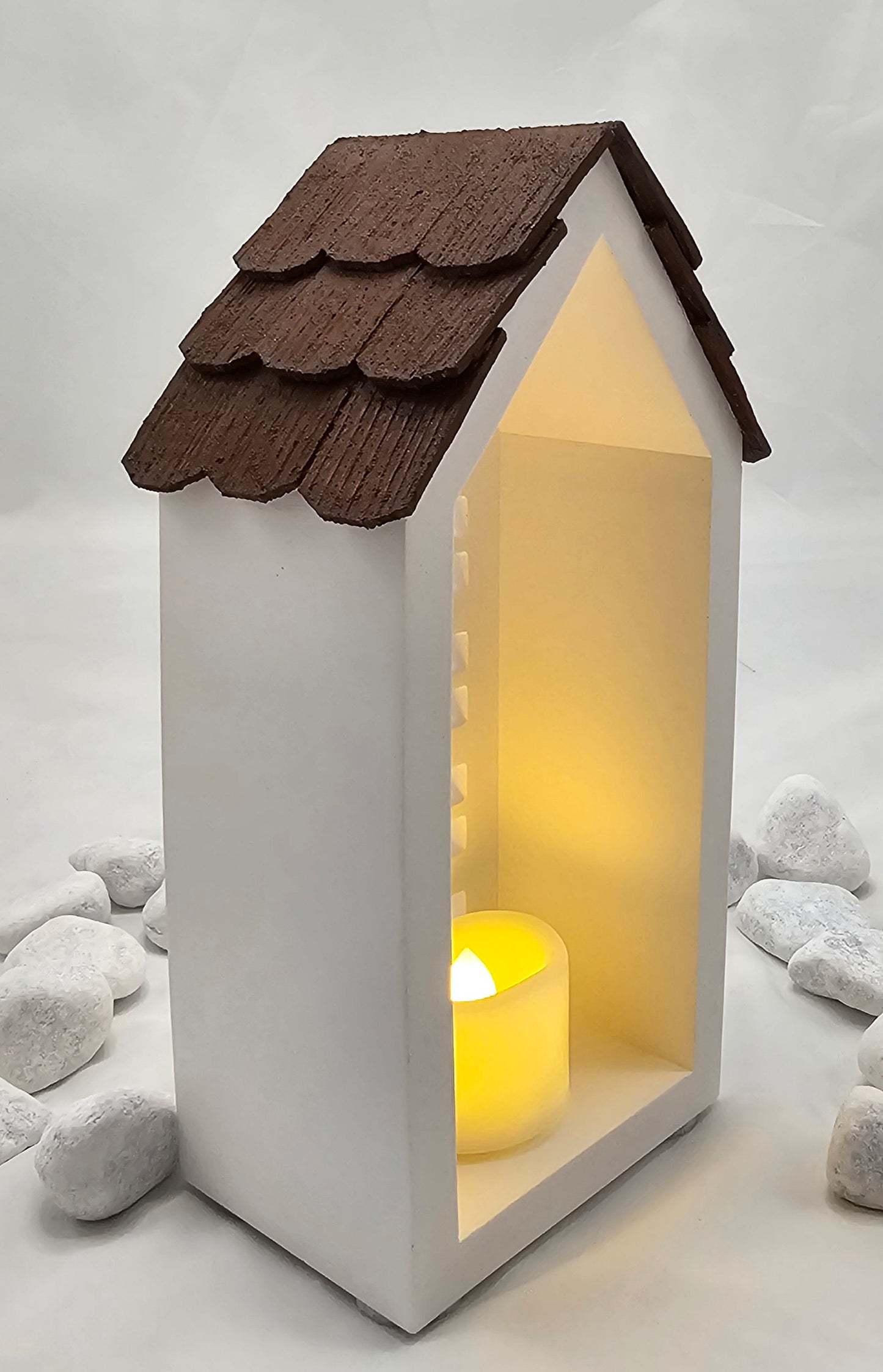 Lichthaus aus Raysin gegossen mit Schindeldach