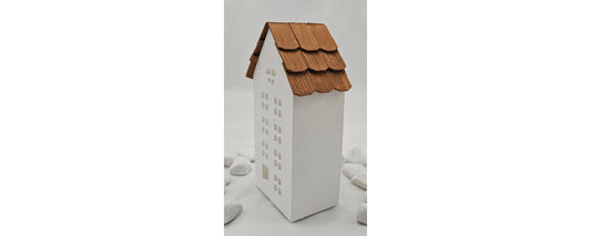 Lichthaus aus Raysin gegossen mit Schindeldach