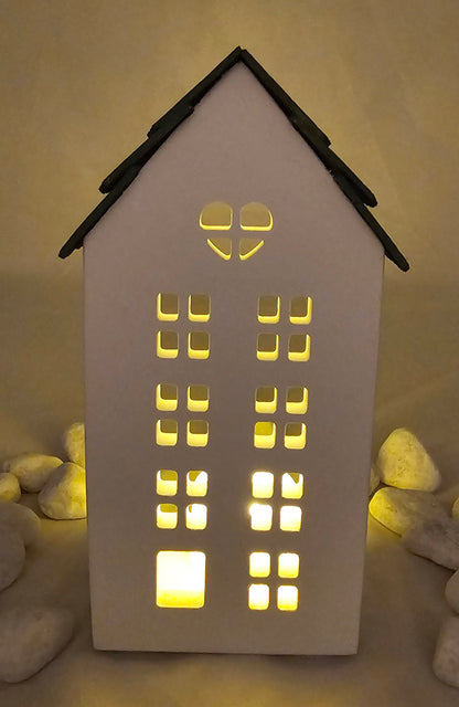 Lichthaus aus Raysin gegossen mit Schindeldach