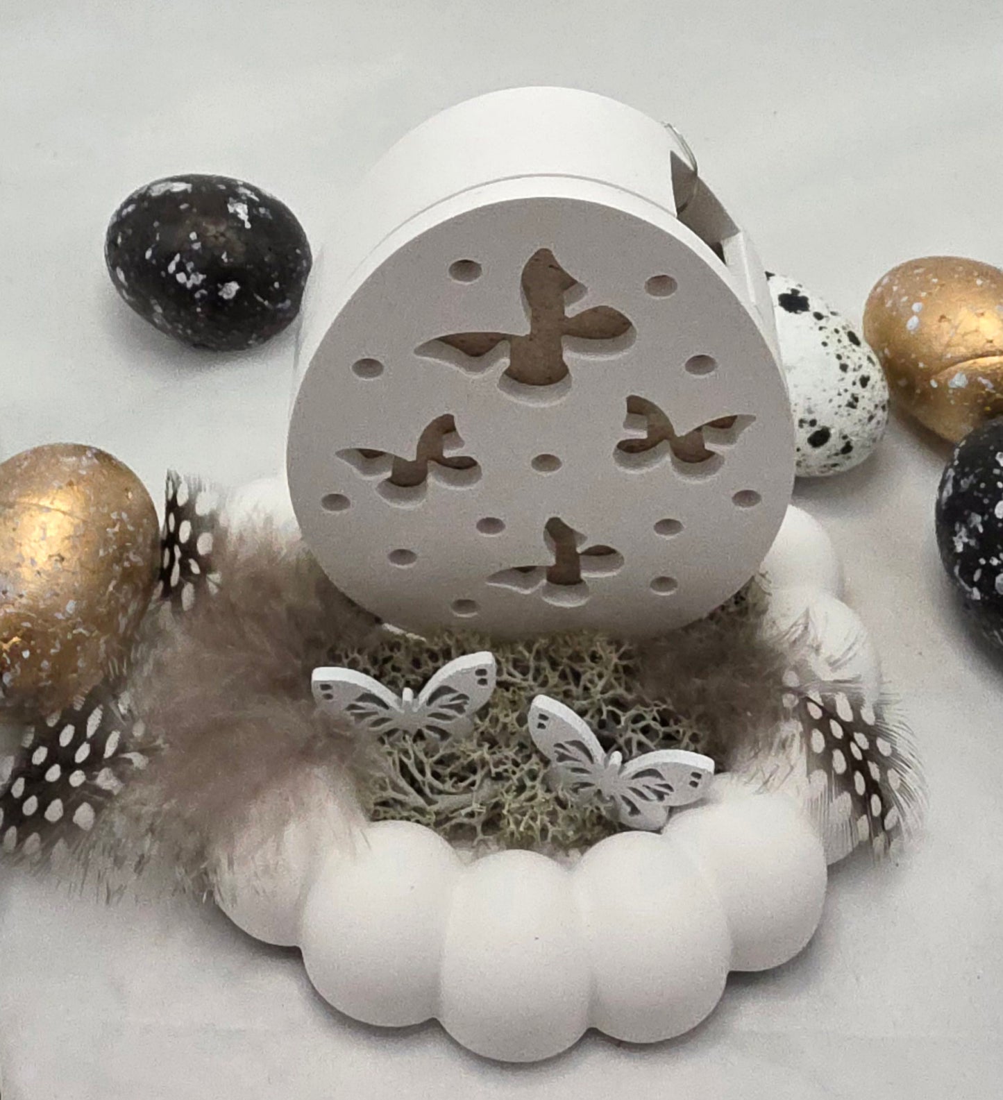 Geschenkset aus Raysin, Hasenhaus, Ei und Hase beleuchtet