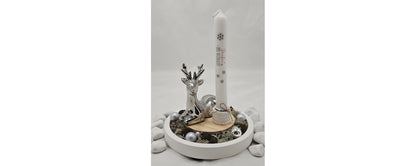 Geschenk Set "silberner Hirsch", winterlich schlicht dekoriert.