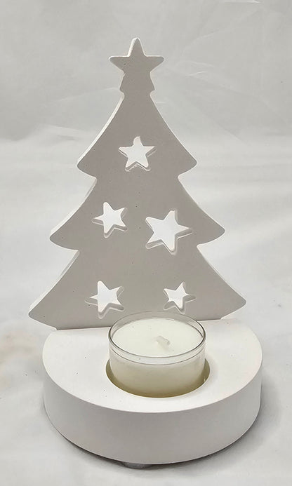 Deko Teelichthalter mit Tanne, aus Raysin gegossen.