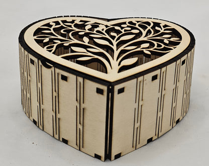 Holzdose Herz "Rosen" oder Holzdose Herz "Baum", aus 3mm Lindenholz gelasert