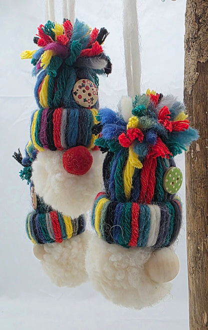 Wollwichtel zum hängen mit Knopf