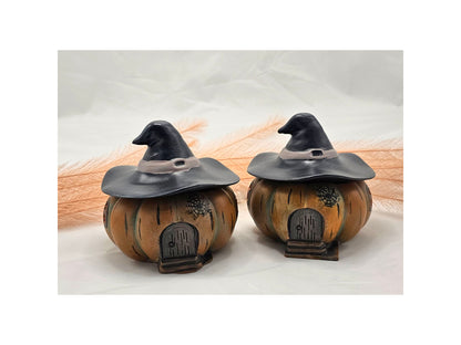 Kürbisdose mit Hexenhut aus Raysin gegossen und bemalt