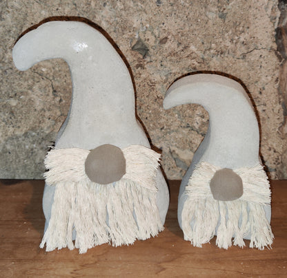 Wichtel aus Beton gegossen im Boho-Style
