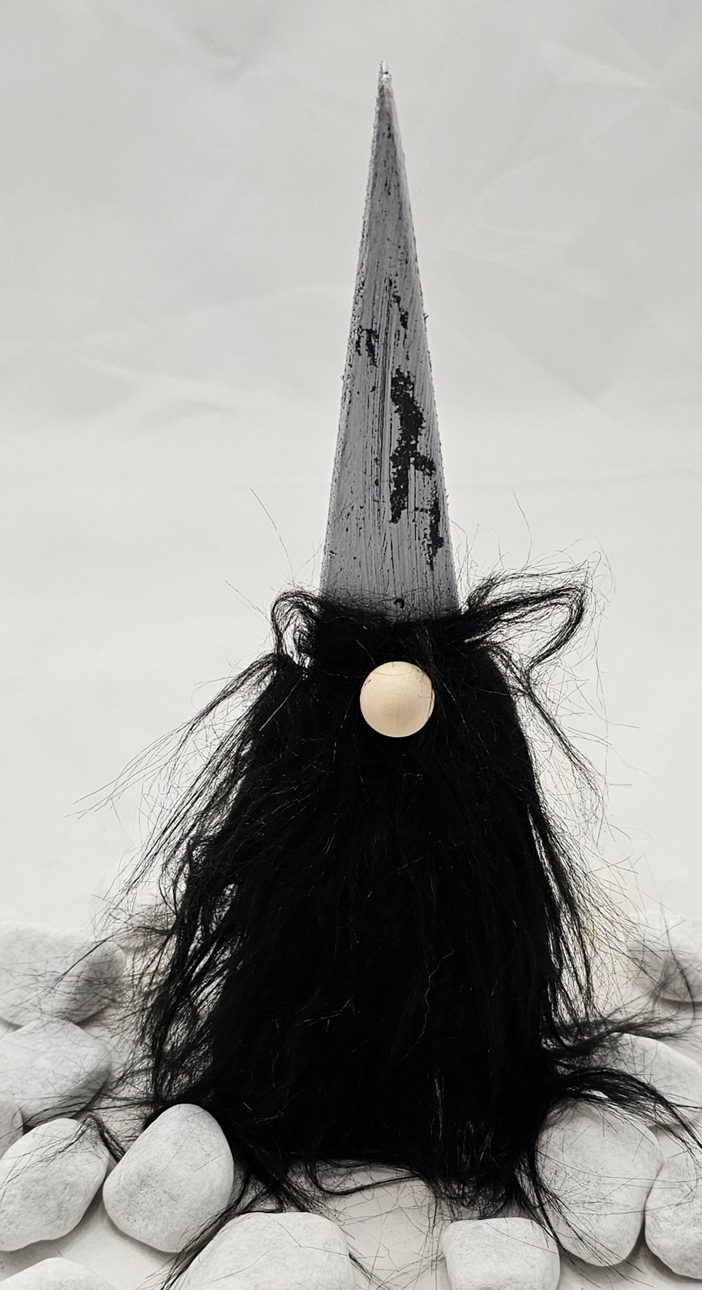 Wichtel aus Holz, ganz schlicht, im Shabby Chic Look.